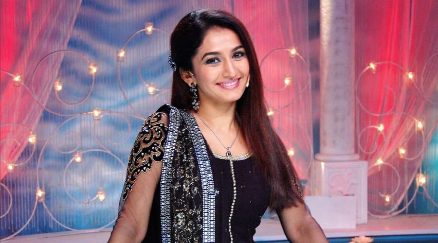 Neha Mehta Biography, Husband, Age, Instagram